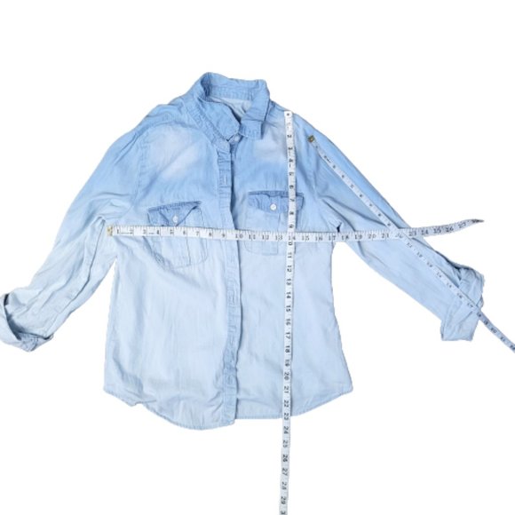 Charlotte Russe Blue Denim Colored Chambray Utility Shirt Women's Large - Picture 5 of 5